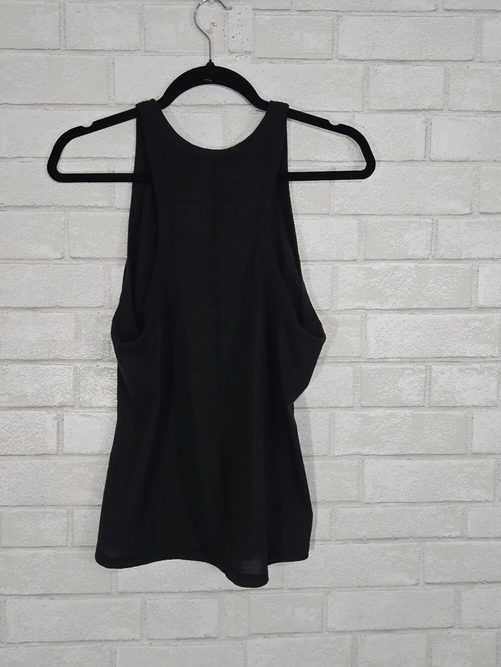 all in motion black athletic tank - Picture 7 of 10